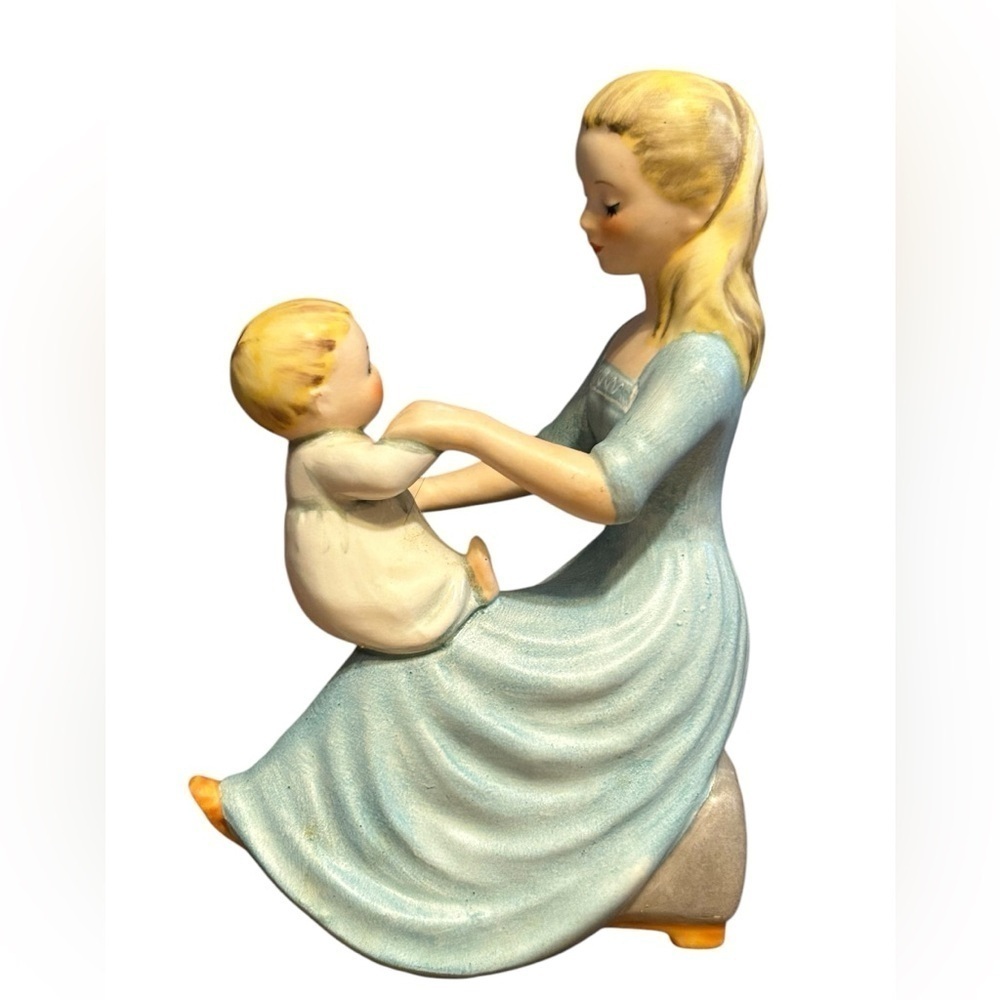 FINAL SALE Goebel 6 Inch Rock A Bye Baby Statue Mom & Baby